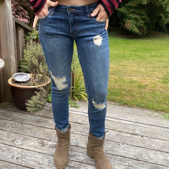 Kut from the Kloth Jeans Amy Ankle Straight Leg denim with distressed accent. 0 - Picture 3 of 10